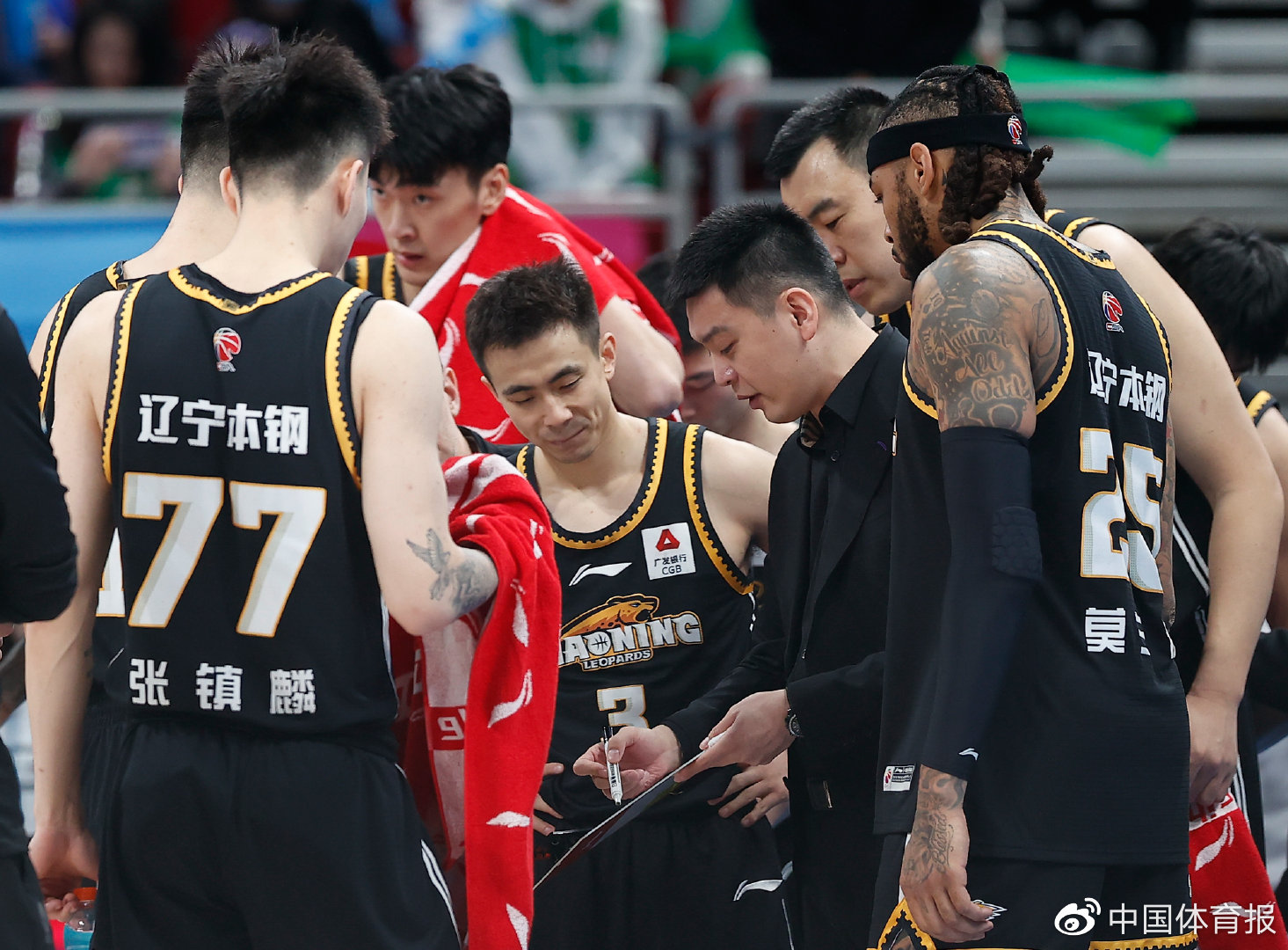 关于浙江东阳光签约新外援，助力球队冲击季后赛的信息