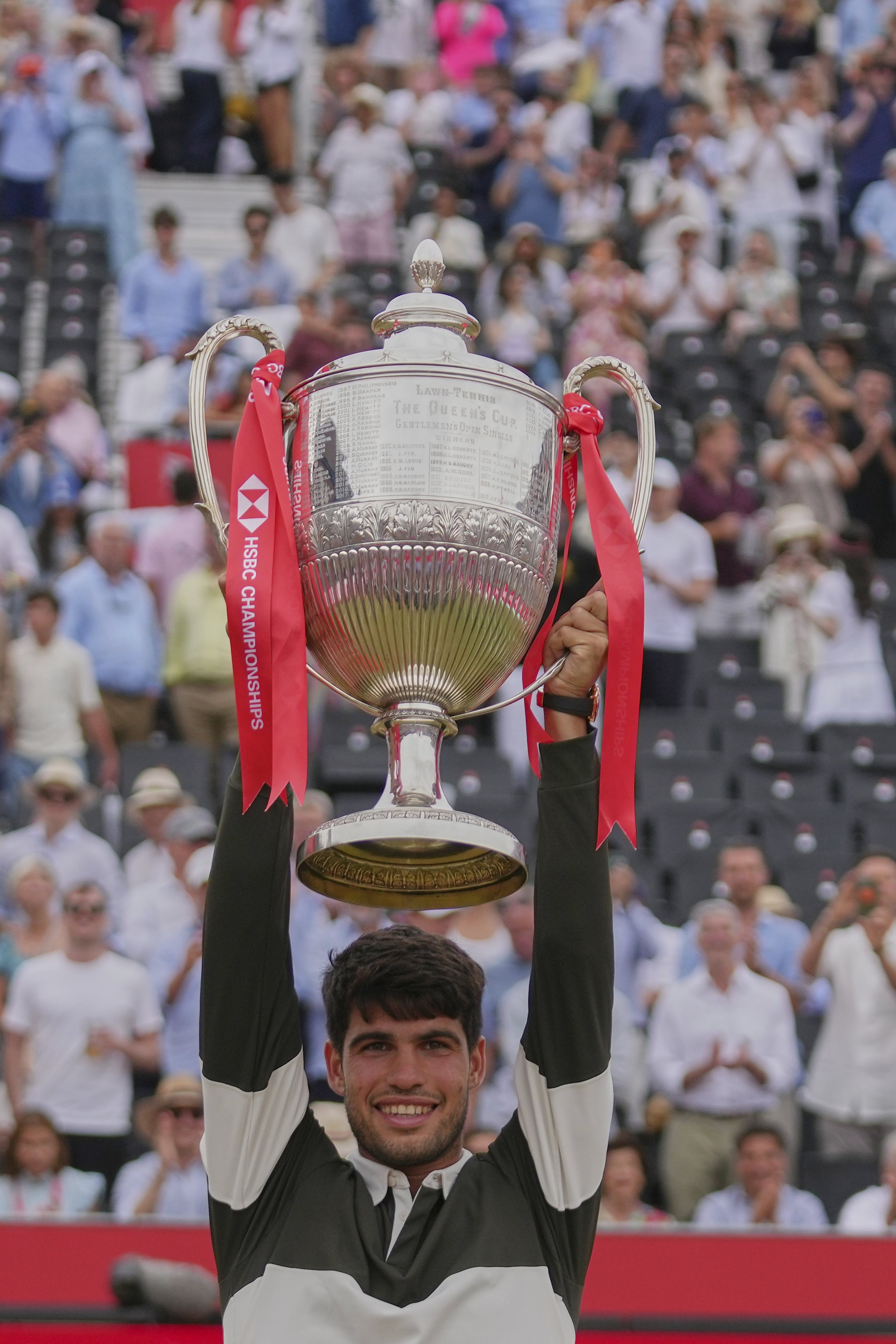 欧洲网球队逆转德国网球队,阿尔卡拉斯统治全场的简单介绍 欧洲网球队逆转德国网球队,阿尔卡拉斯统治全场的简单介绍