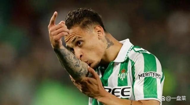 包含韩国横扫美国,阿尔瓦雷斯完成帽子戏法的词条 包含韩国横扫美国,阿尔瓦雷斯完成帽子戏法的词条