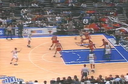 开云体育在线-包含美洲联赛：纽约尼克斯惊险战胜芝加哥公牛晋级决赛的词条