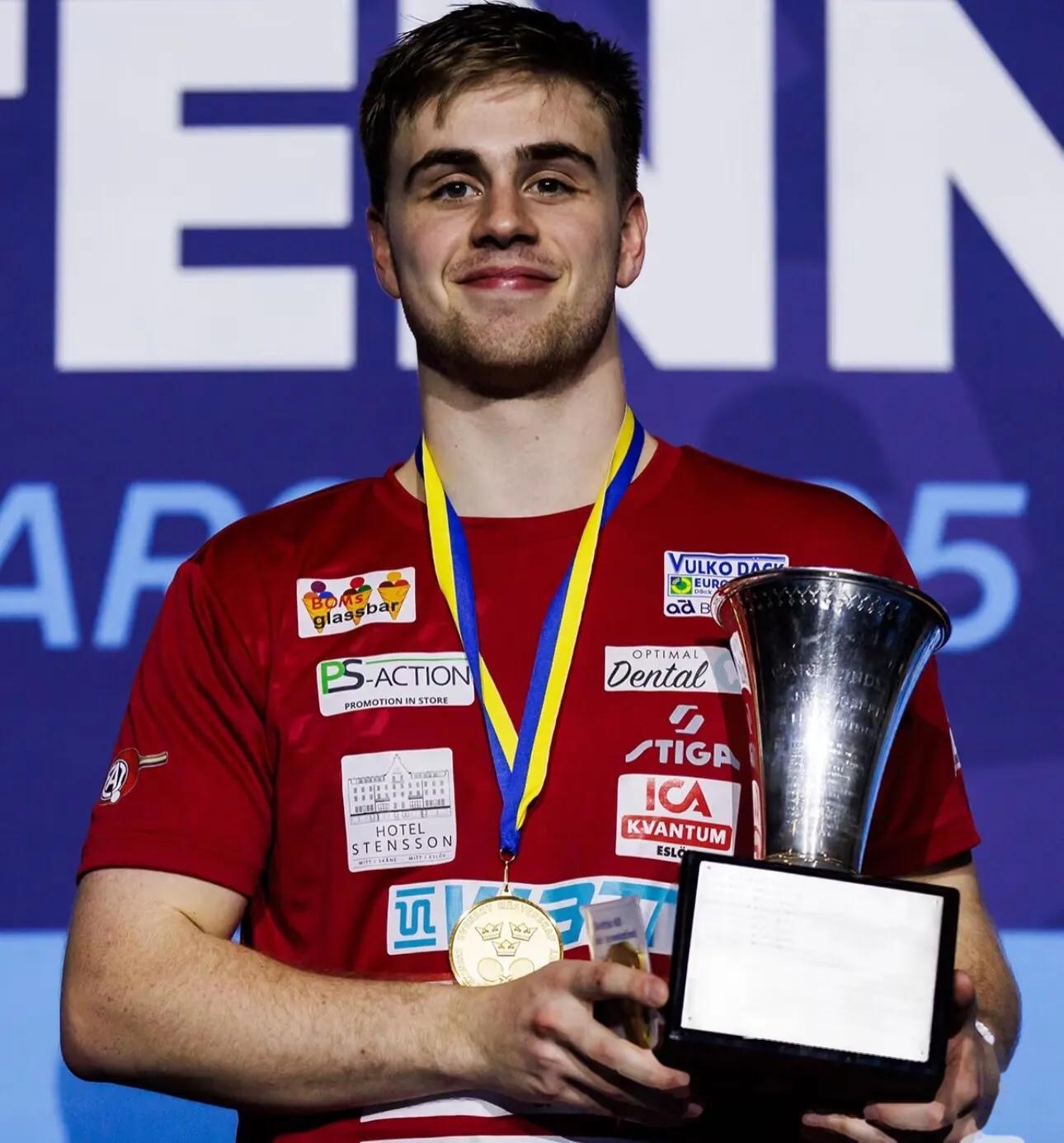 瑞典队在比赛中以绝佳表现赢得了一场关键胜利 瑞典队在比赛中以绝佳表现赢得了一场关键胜利