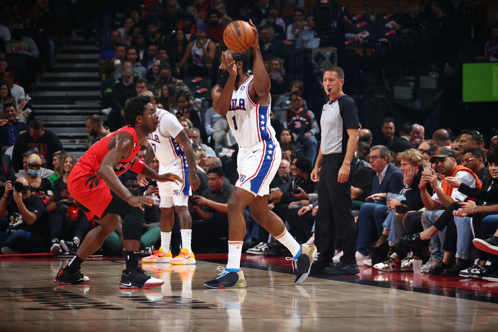 猛龙战术研究曝光,下一场比赛会有何变化? 猛龙战术研究曝光,下一场比赛会有何变化?