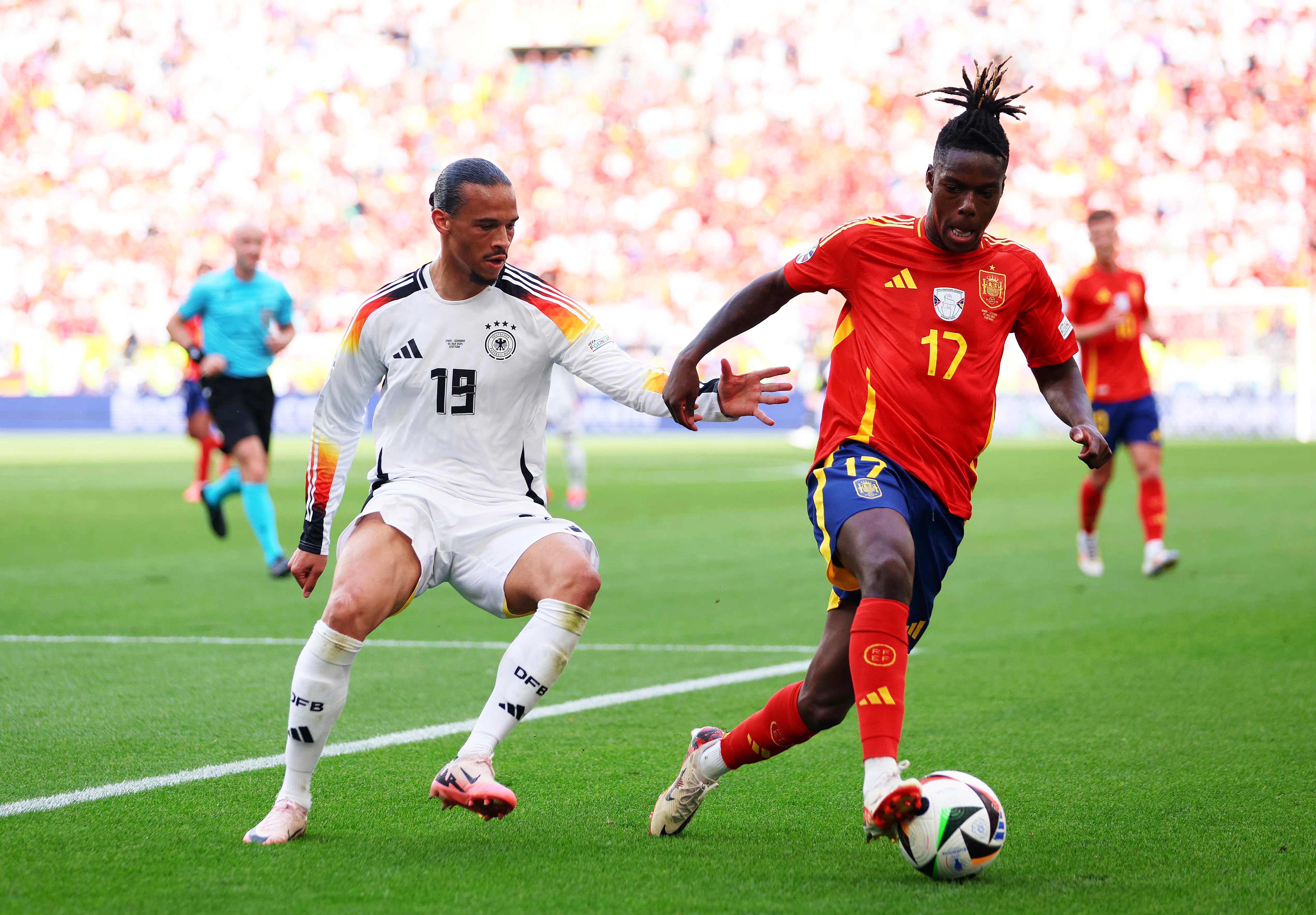 关于佛罗伦萨客场力克对手，集结三分的信息