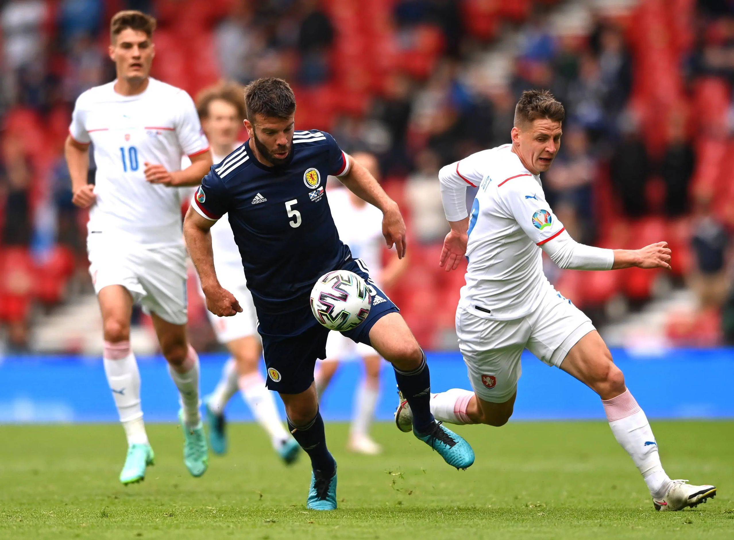 荷兰队奋勇争胜,斩获八强资格的简单介绍 荷兰队奋勇争胜,斩获八强资格的简单介绍