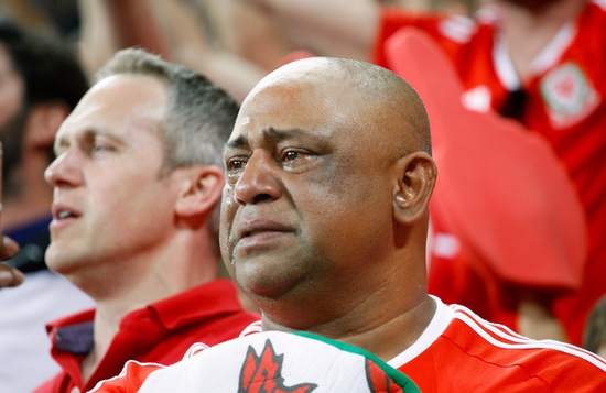 人队老将宣布赛季结束后退役，球迷感动落泪