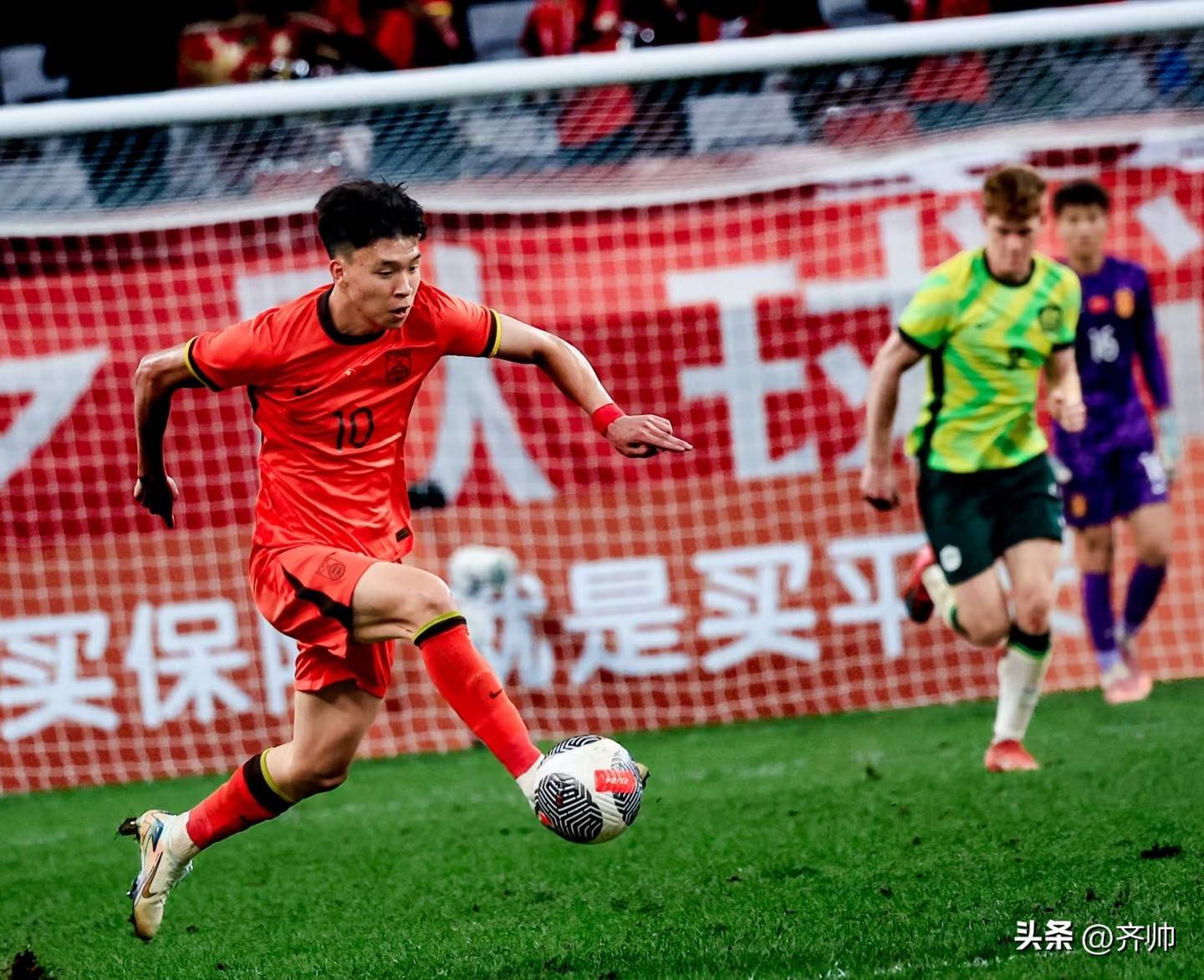 新晋球员表现抢眼，已备受瞩目的简单介绍