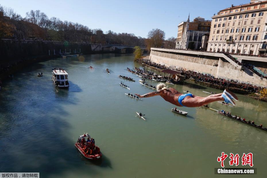 跳水比赛意大利选手发挥稳定