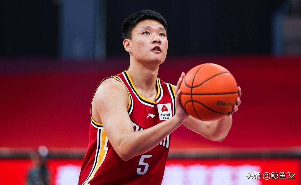 浙江男篮多点开花，攻势犀利