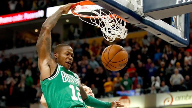 关于上海队鏖战公牛,麦科勒姆高光表现的信息 关于上海队鏖战公牛,麦科勒姆高光表现的信息