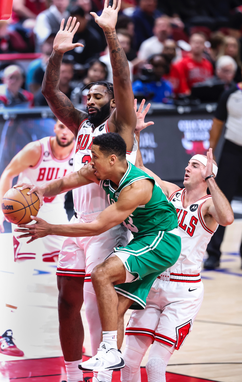 开云体育中国-骑士轻取凯尔特人，德罗赞状态火热的简单介绍